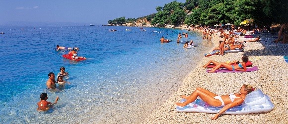 apró kavicsos strand Adria Riviéra
