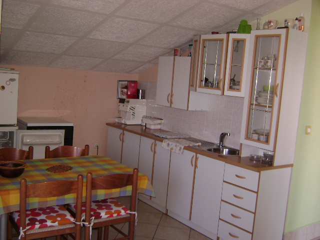 apartman konyha