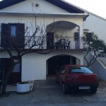 apartman, garázs