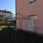 apartman napozó kert