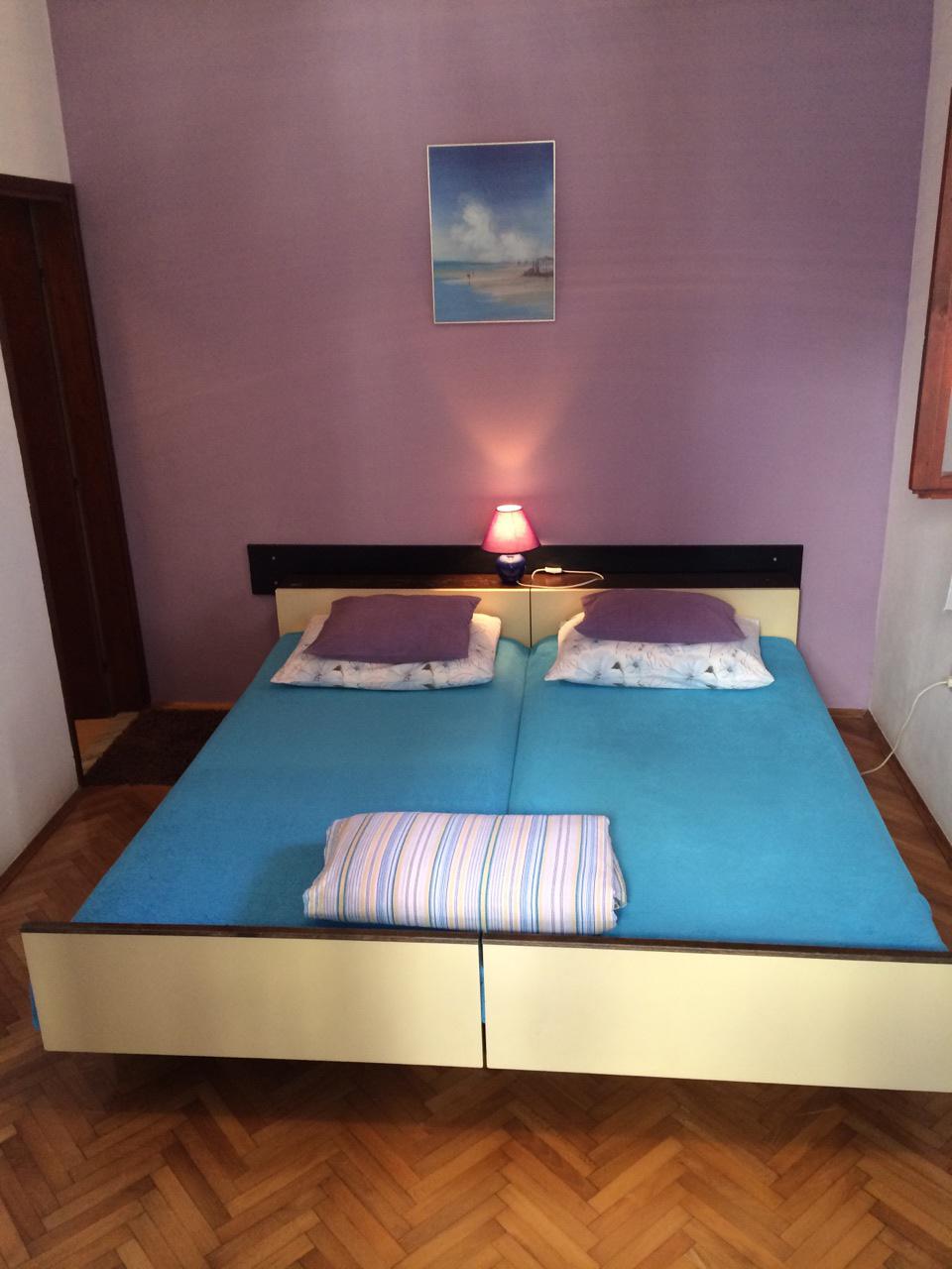 apartman franciaágy