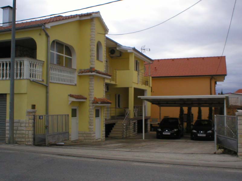 eladó családi ház Zadar