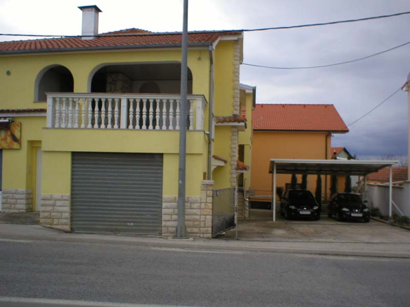 eladó családi ház Zadar